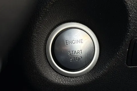 PK18OAJ Mercedes-Benz Gla 2.1 GLA200d AMG Line 7G-DCT Euro 6 (s/s) 5dr Thumbnail #41