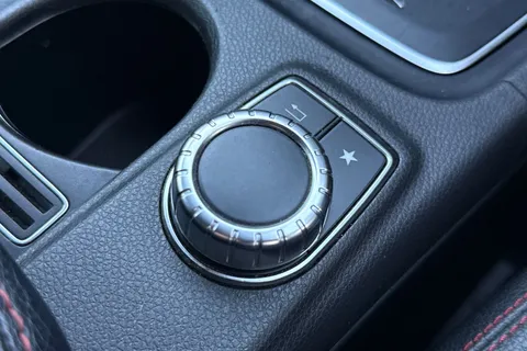 PK18OAJ Mercedes-Benz Gla 2.1 GLA200d AMG Line 7G-DCT Euro 6 (s/s) 5dr Thumbnail #45