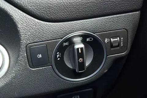 PK18OAJ Mercedes-Benz Gla 2.1 GLA200d AMG Line 7G-DCT Euro 6 (s/s) 5dr Thumbnail #50