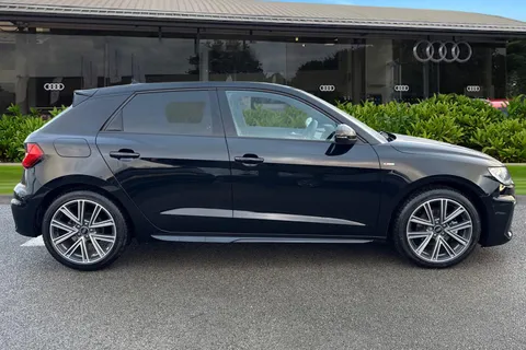 KR25ODT Audi A1 S line 30 TFSI  116 PS S tronic Thumbnail #4