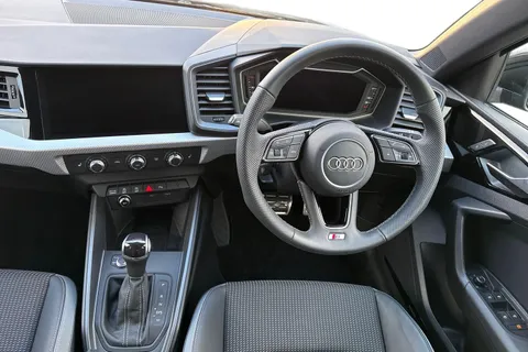 KR25ODT Audi A1 S line 30 TFSI  116 PS S tronic Thumbnail #19