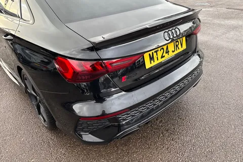 MT24JRV Audi RS 3 Carbon Black 400 PS S tronic Thumbnail #9