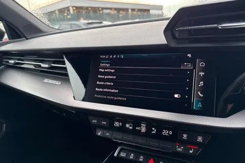 MT24JRV Audi RS 3 Carbon Black 400 PS S tronic Thumbnail #42