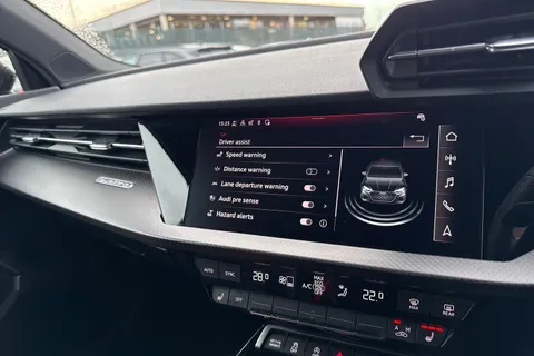 MT24JRV Audi RS 3 Carbon Black 400 PS S tronic Thumbnail #48