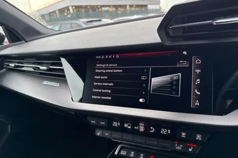 MT24JRV Audi RS 3 Carbon Black 400 PS S tronic Thumbnail #49