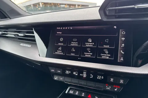 MT24JRV Audi RS 3 Carbon Black 400 PS S tronic Thumbnail #50