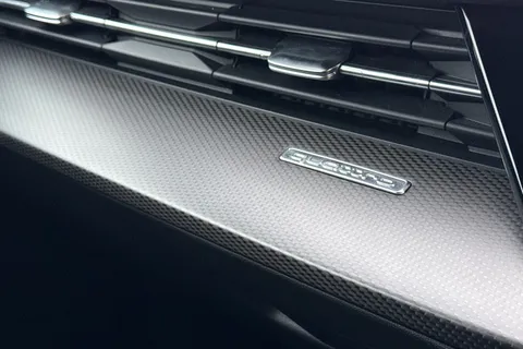 MT24JRV Audi RS 3 Carbon Black 400 PS S tronic Thumbnail #56