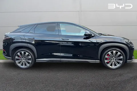 DN75FKU BYD Sealion 7 82.5kWh Design Auto AWD 5dr Thumbnail #3