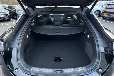 DN75FKU BYD Sealion 7 82.5kWh Design Auto AWD 5dr Thumbnail #9