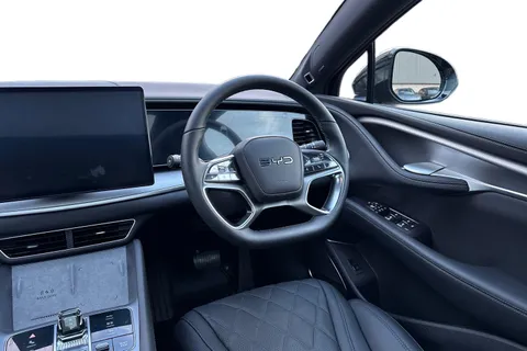 DN75FKU BYD Sealion 7 82.5kWh Design Auto AWD 5dr Thumbnail #12