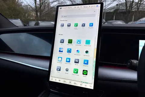 DN75FKU BYD Sealion 7 82.5kWh Design Auto AWD 5dr Thumbnail #24