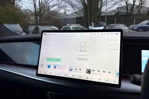 DN75FKU BYD Sealion 7 82.5kWh Design Auto AWD 5dr Thumbnail #26