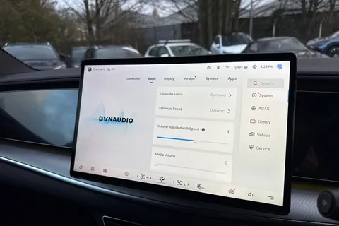 DN75FKU BYD Sealion 7 82.5kWh Design Auto AWD 5dr Thumbnail #29