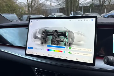 DN75FKU BYD Sealion 7 82.5kWh Design Auto AWD 5dr Thumbnail #32