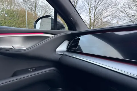 DN75FKU BYD Sealion 7 82.5kWh Design Auto AWD 5dr Thumbnail #38