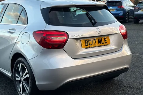 BC17MLE Mercedes-Benz A Class 1.5 A180d SE 7G-DCT Euro 6 (s/s) 5dr Thumbnail #8