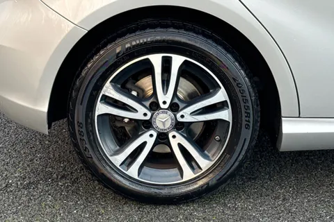 BC17MLE Mercedes-Benz A Class 1.5 A180d SE 7G-DCT Euro 6 (s/s) 5dr Thumbnail #11