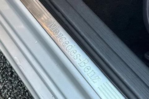 BC17MLE Mercedes-Benz A Class 1.5 A180d SE 7G-DCT Euro 6 (s/s) 5dr Thumbnail #32