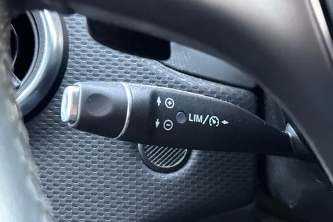 BC17MLE Mercedes-Benz A Class 1.5 A180d SE 7G-DCT Euro 6 (s/s) 5dr Thumbnail #38