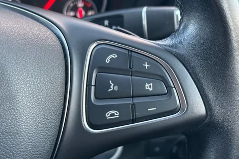 BC17MLE Mercedes-Benz A Class 1.5 A180d SE 7G-DCT Euro 6 (s/s) 5dr Thumbnail #39