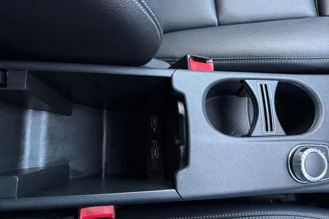 BC17MLE Mercedes-Benz A Class 1.5 A180d SE 7G-DCT Euro 6 (s/s) 5dr Thumbnail #42