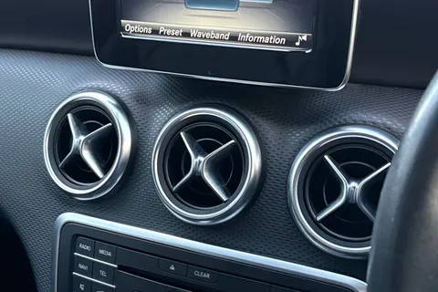 BC17MLE Mercedes-Benz A Class 1.5 A180d SE 7G-DCT Euro 6 (s/s) 5dr Thumbnail #44