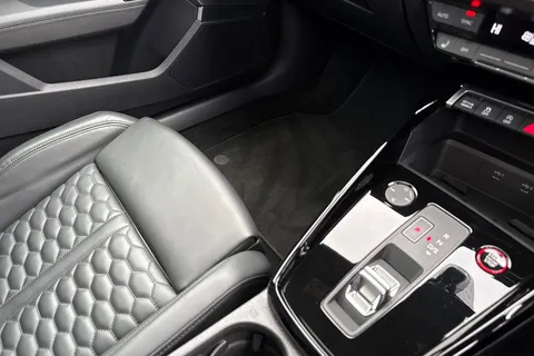 DK24WMD Audi RS 3 Vorsprung 400 PS S tronic Thumbnail #21