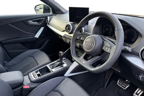 DF25KTP Audi Q2 Black Edition 35 TFSI  150 PS S tronic Thumbnail #15