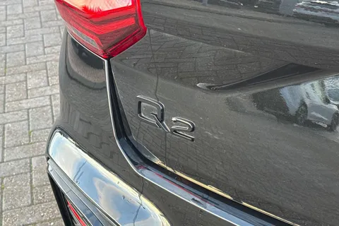 DF25KTP Audi Q2 Black Edition 35 TFSI  150 PS S tronic Thumbnail #28