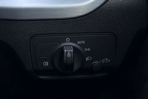 DF25KTP Audi Q2 Black Edition 35 TFSI  150 PS S tronic Thumbnail #39