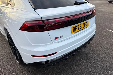 DF75JFO Audi SQ8 4.0 TFSI V8 Black Edition Tiptronic quattro Euro 6 (s/s) 5dr Thumbnail #8