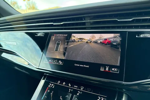 DF75JFO Audi SQ8 4.0 TFSI V8 Black Edition Tiptronic quattro Euro 6 (s/s) 5dr Thumbnail #33