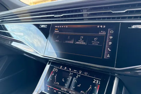 DF75JFO Audi SQ8 4.0 TFSI V8 Black Edition Tiptronic quattro Euro 6 (s/s) 5dr Thumbnail #41