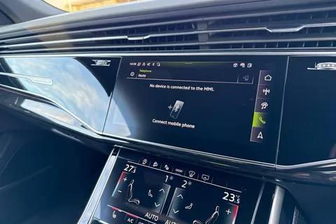 DF75JFO Audi SQ8 4.0 TFSI V8 Black Edition Tiptronic quattro Euro 6 (s/s) 5dr Thumbnail #42