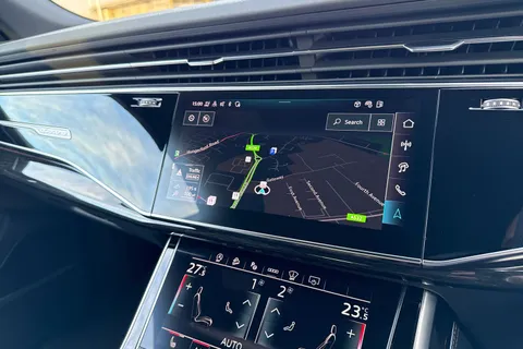 DF75JFO Audi SQ8 4.0 TFSI V8 Black Edition Tiptronic quattro Euro 6 (s/s) 5dr Thumbnail #43