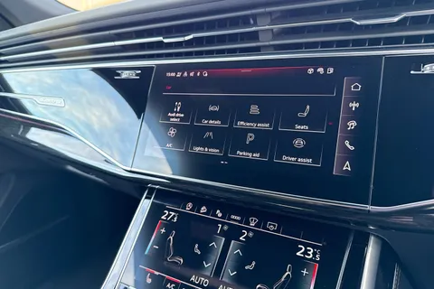 DF75JFO Audi SQ8 4.0 TFSI V8 Black Edition Tiptronic quattro Euro 6 (s/s) 5dr Thumbnail #46