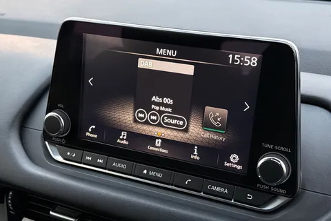 LG72NSF Nissan Qashqai 1.3 DiG-T MH 158 Acenta Premium 5dr Xtronic Thumbnail #21