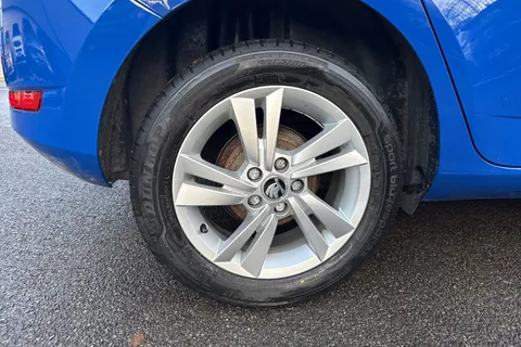 7 of 42 for Škoda Fabia 1.0 SE Euro 6 (s/s) 5dr