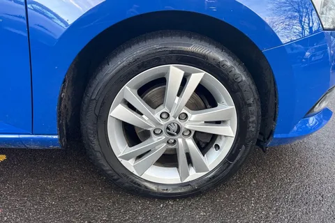 22 of 42 for Škoda Fabia 1.0 SE Euro 6 (s/s) 5dr