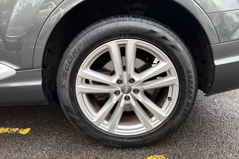 RM16RGM Audi Q7 3.0 TDI V6 S line Tiptronic quattro Euro 6 (s/s) 5dr Thumbnail #23