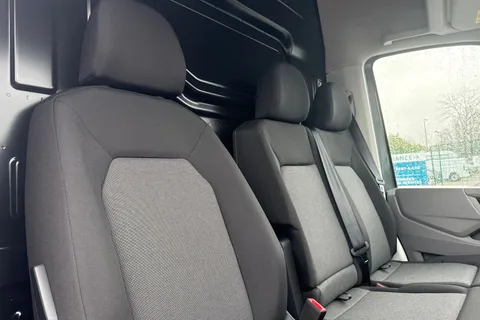 DC75FKO Volkswagen Crafter CR35 Commerce Plus MWB 140 PS Man FWD  - Digital Dash/Camera/Heated Windscr Thumbnail #23