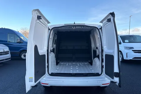 DC75KVO Volkswagen Caddy C20 Cargo Commerce Pro SWB 122PS 2.0 TDI DSG - Nav / Del Mileage Thumbnail #6