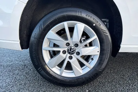 DC75KVO Volkswagen Caddy C20 Cargo Commerce Pro SWB 122PS 2.0 TDI DSG - Nav / Del Mileage Thumbnail #10