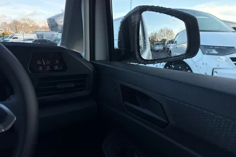 DC75KVO Volkswagen Caddy C20 Cargo Commerce Pro SWB 122PS 2.0 TDI DSG - Nav / Del Mileage Thumbnail #20