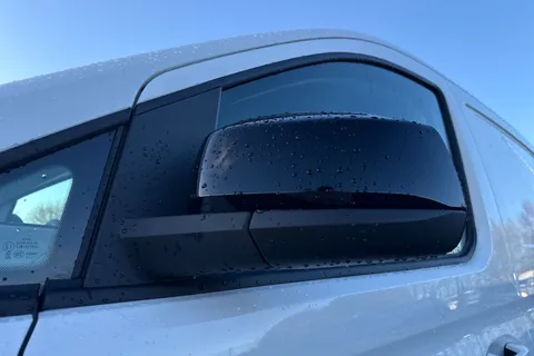 DC75KVO Volkswagen Caddy C20 Cargo Commerce Pro SWB 122PS 2.0 TDI DSG - Nav / Del Mileage Thumbnail #26