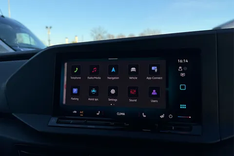 DC75KVO Volkswagen Caddy C20 Cargo Commerce Pro SWB 122PS 2.0 TDI DSG - Nav / Del Mileage Thumbnail #45