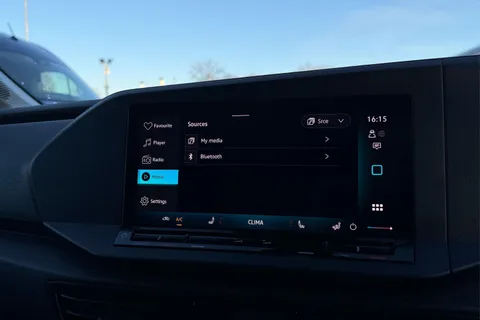 DC75KVO Volkswagen Caddy C20 Cargo Commerce Pro SWB 122PS 2.0 TDI DSG - Nav / Del Mileage Thumbnail #48