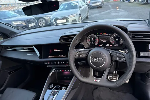  Audi A3 2.0 TDI Black Edition S Tronic Euro 6 (s/s) 4dr Thumbnail #18