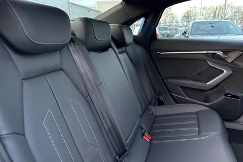  Audi A3 2.0 TDI Black Edition S Tronic Euro 6 (s/s) 4dr Thumbnail #19