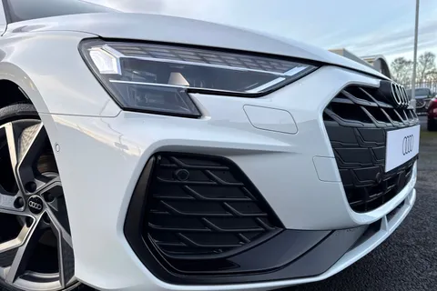  Audi A3 2.0 TDI Black Edition S Tronic Euro 6 (s/s) 4dr Thumbnail #26